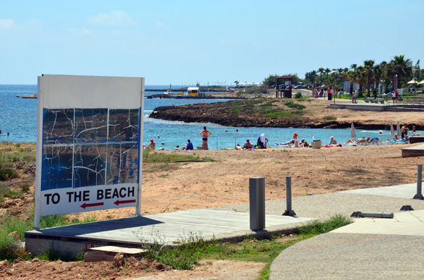 11 beach DCS 3628 600x397