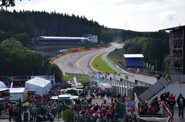 017 eaurouge